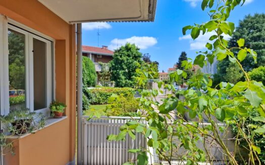 UDINE NORD – TRICAMERE BISERVIZI CON GRANDE TERRAZZA