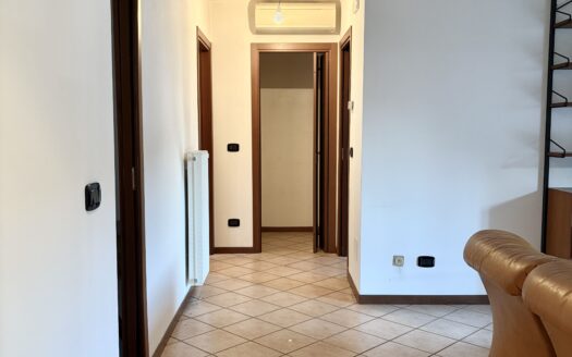 TAVAGNACCO – LOC. FELETTO – APPARTAMENTO CON GIARDINO