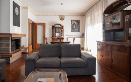 SAGRADO (GO) – VILLA BIFAMILIARE